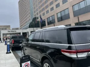 VIP SUV - Lincoln Navigator
