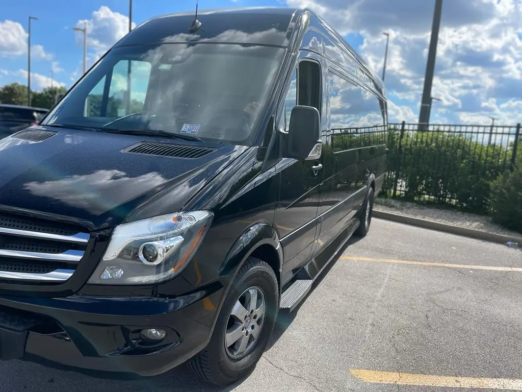 Luxury Sprinter Van in Chicago