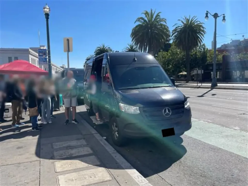 Mercedes Sprinter Van service
