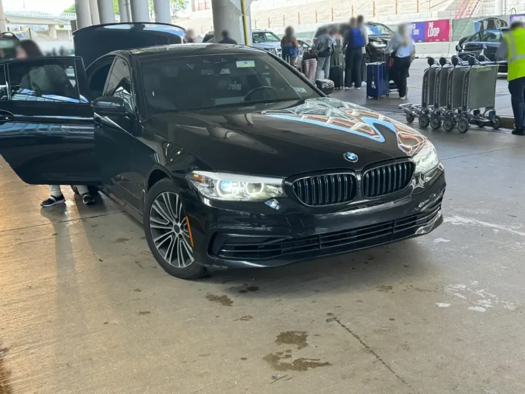 BMW Car for Luxury and Comfort